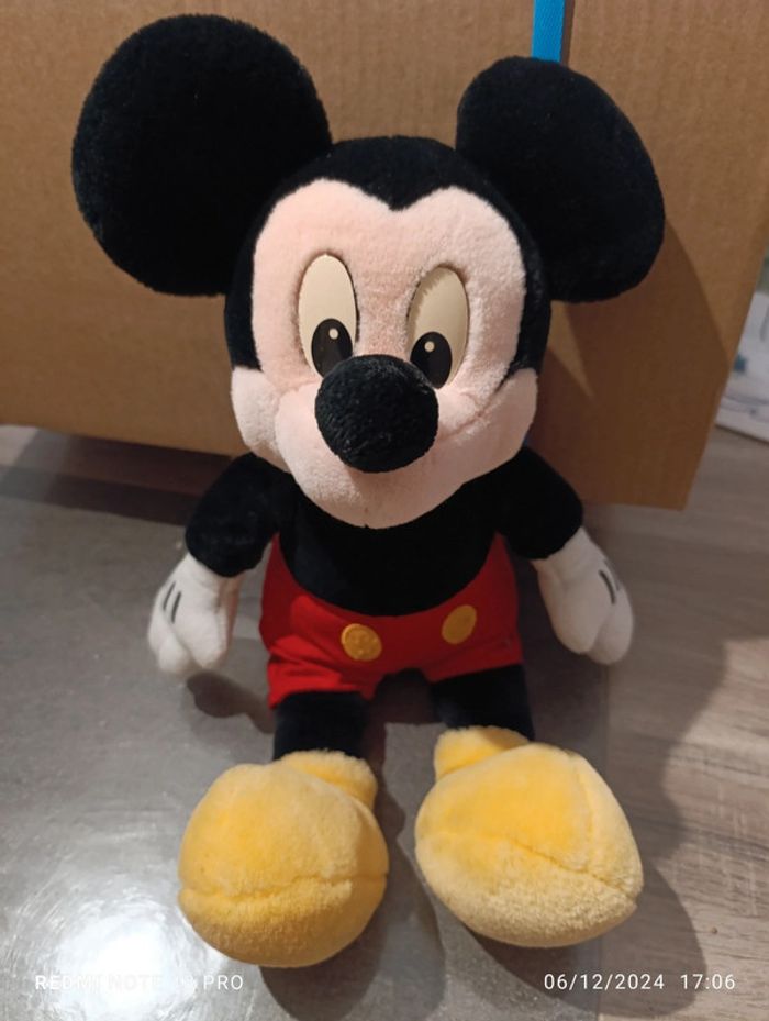 Mickey 42 cm neuf
