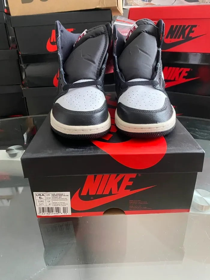 Jordan 1 high retro noir gym red - photo numéro 19