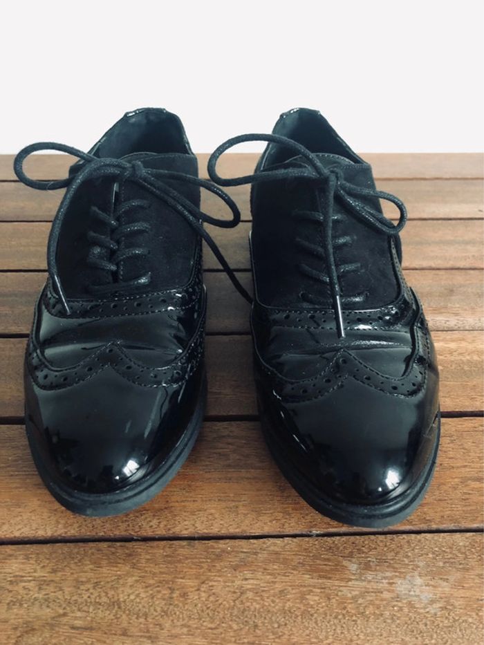 Derbies vernies - photo numéro 2