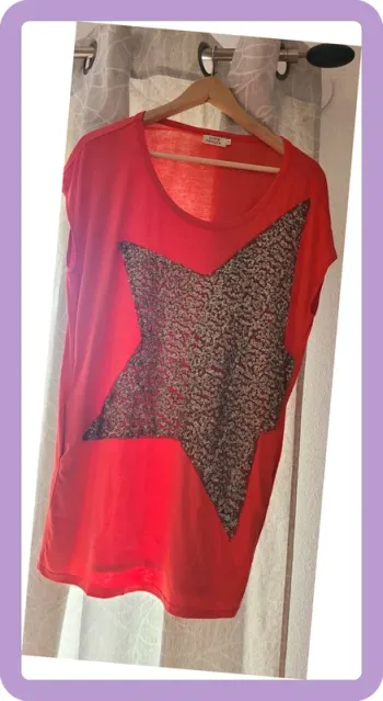 T-shirt Molly Bracken TU