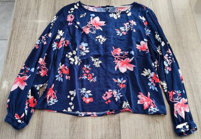 💙 Blouse bleue à imprimé floral – Taille L – H&M 💙 - photo numéro 5