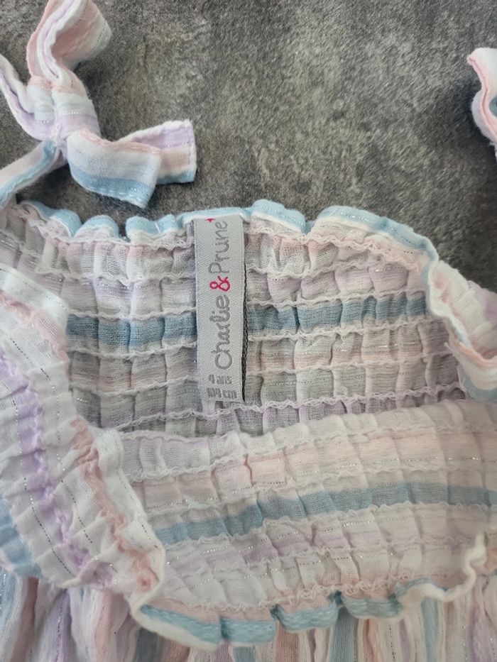 Top fille 4 an charlie et prune très bon état - photo numéro 2