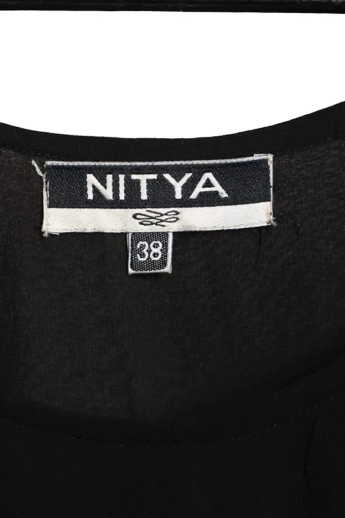 Top noir sans manches brodé vintage black top Nitya Taille 38 - photo numéro 7