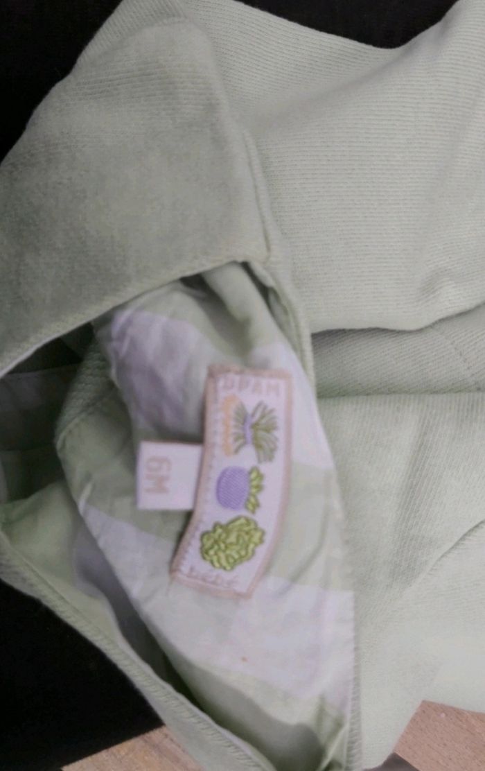 Gilet vert 6 mois - photo numéro 2