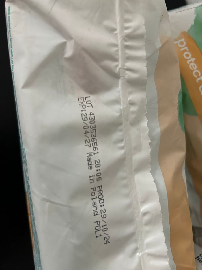 Lot de 12 paquets de 44 lingettes  Pampers NEUF