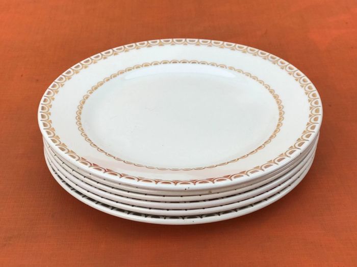 Années 1950 6 assiettes à Fromage / Dessert Faïence décor frise or - photo numéro 2