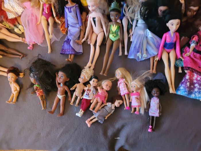 Lots de barbies - photo numéro 8