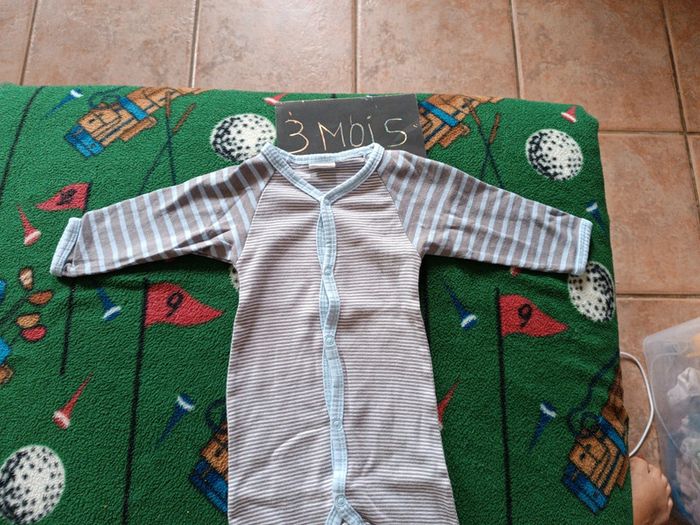 Pyjama garçon 3 MOIS - photo numéro 2