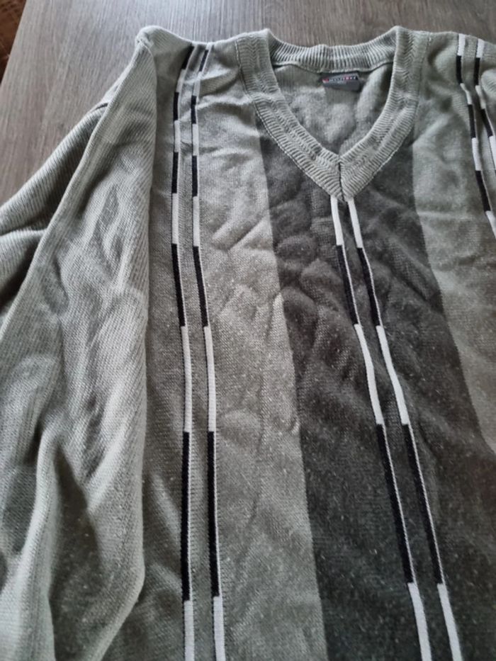 Pull kaki clair - photo numéro 3