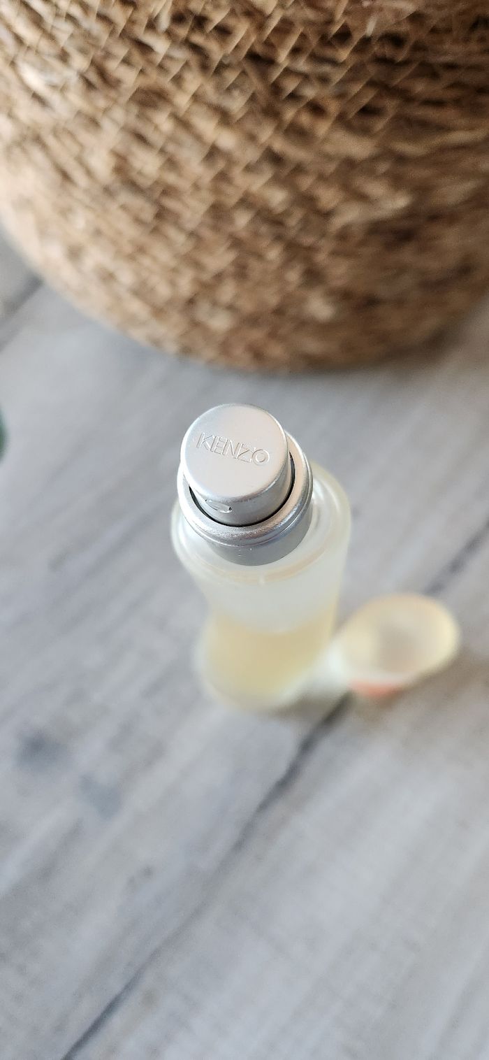 Eau d'été FlowerByKenzo - photo numéro 3