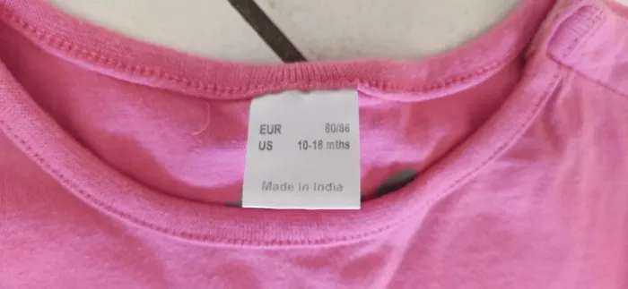 2 tee shirts 10-18 mois - photo numéro 3
