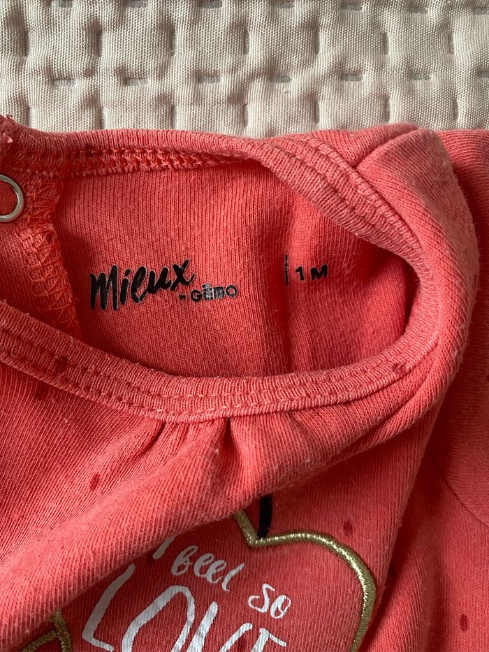 Pyjama 1mois - photo numéro 3