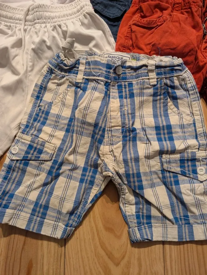 Lot Short 4 ans - photo numéro 2