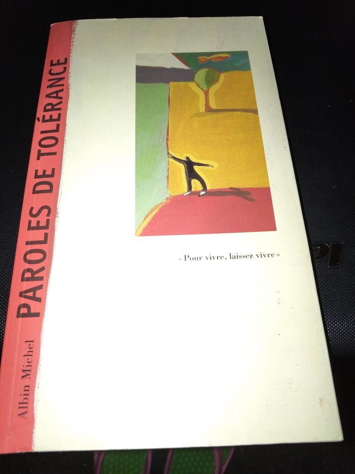 LIVRE NEUF PAROLES DE TOLÉRANCE
