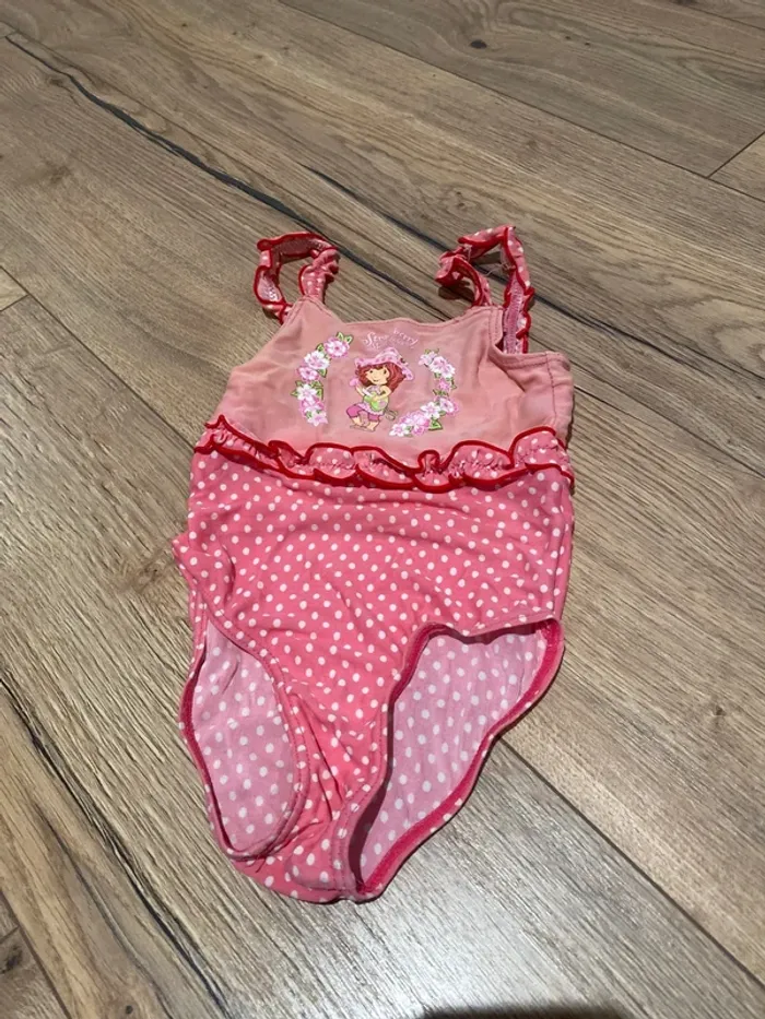 Maillot de bain charlotte aux fraises