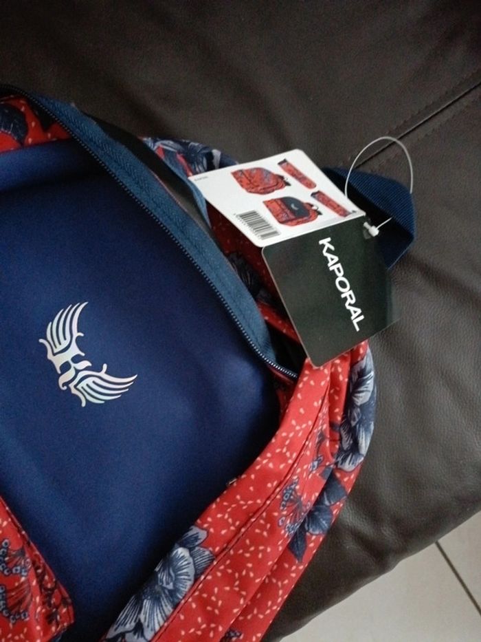 Sac à dos Kaporal neuf fleurs rentrée - photo numéro 2