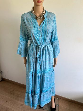 Robe longue bleue turquoise neuve en soie Namaste India taille unique