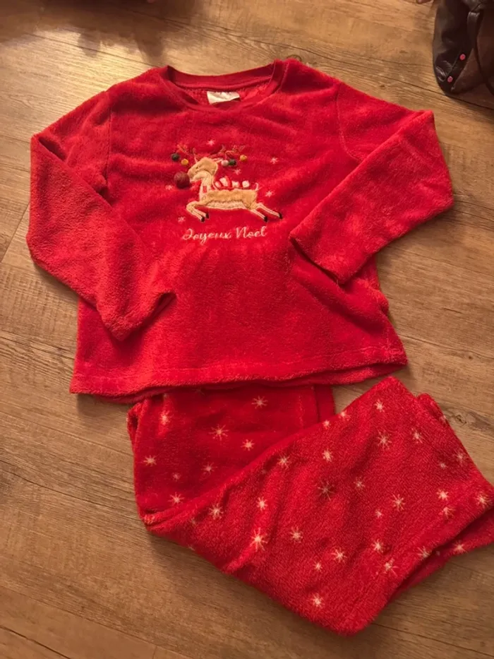 Pyjama la twisty compagny 8ans