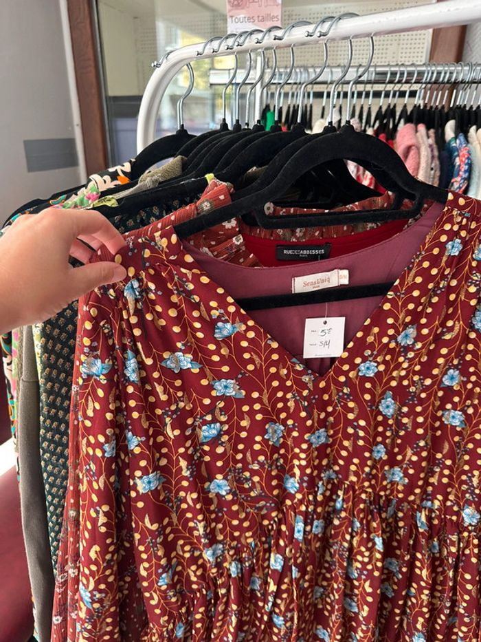 Lot de 35 vêtements femme (tailles 34 à 40) Déstockage - photo numéro 19