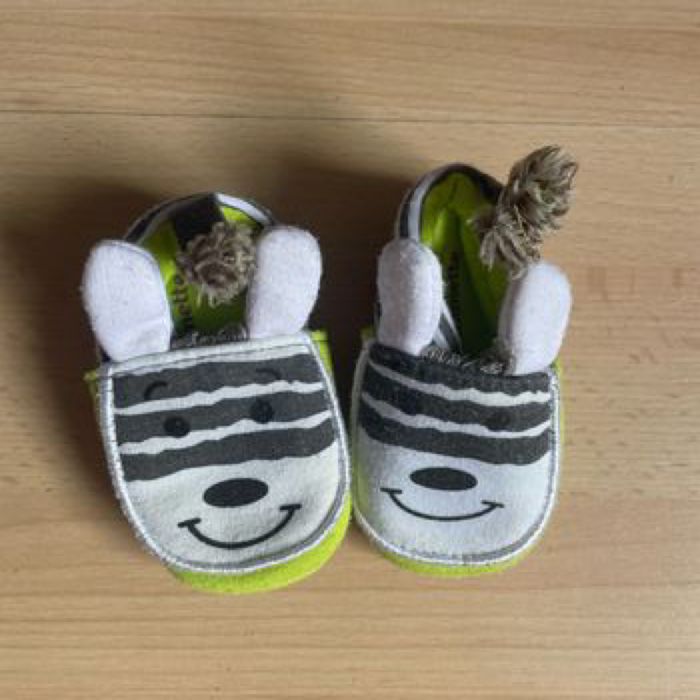 Chaussons zèbre taille 1-3 mois