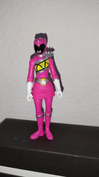 Figurine articulée Power Rangers Dino Charge Pink Ranger figure rose