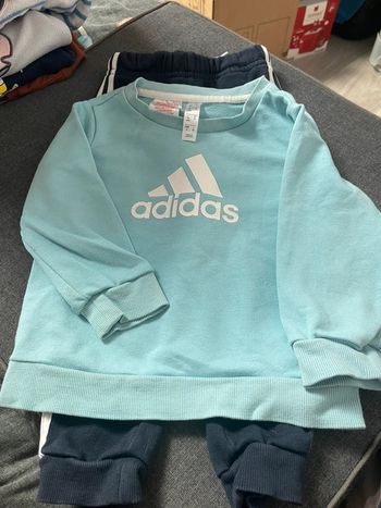 Survêtement adidas
