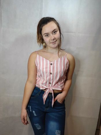 Très joli top femme t.L