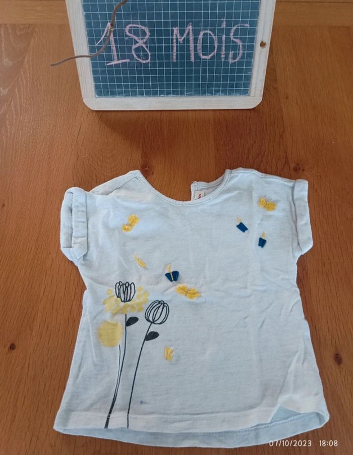 T-shirt Catimini taille 18 mois bon état