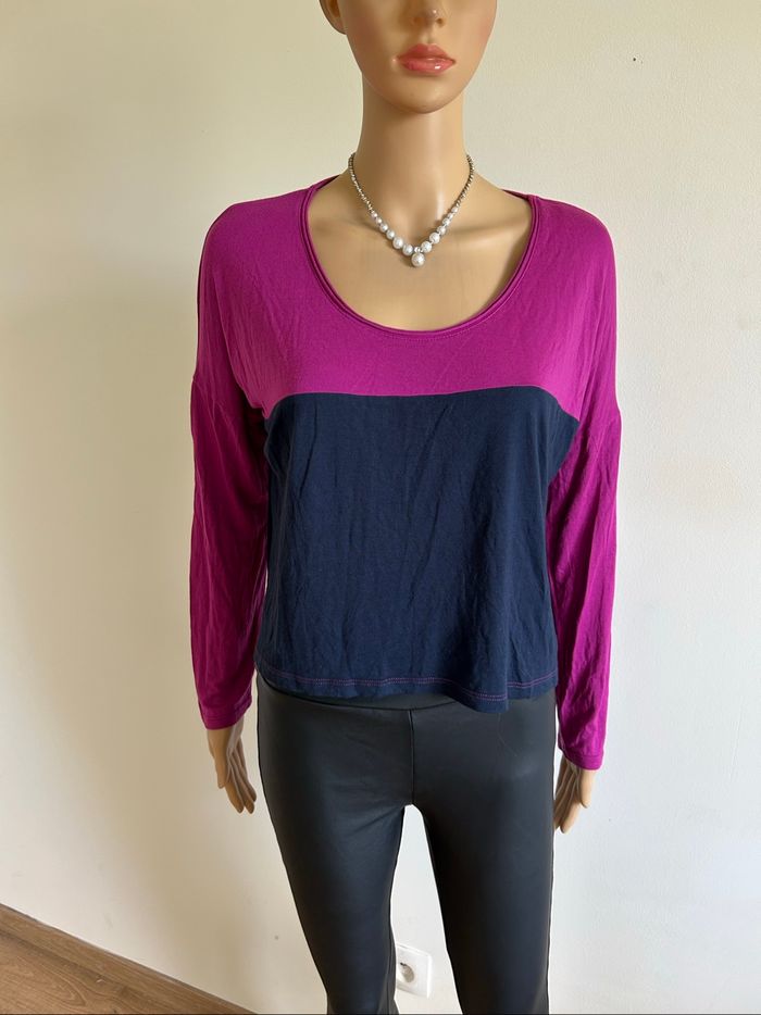 Haut court rose et bleu marine Esprit taille française L excellent état