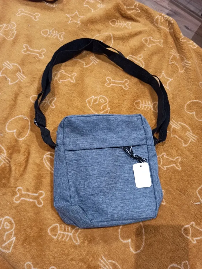 Sacoche à bandoulière homme mixte.