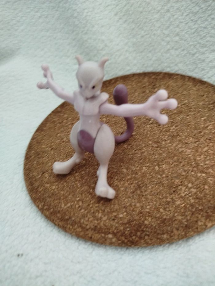 Figurine Pokémon Mewtwo - photo numéro 2