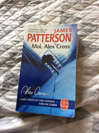 #Moi Alex Cross James Patterson. )