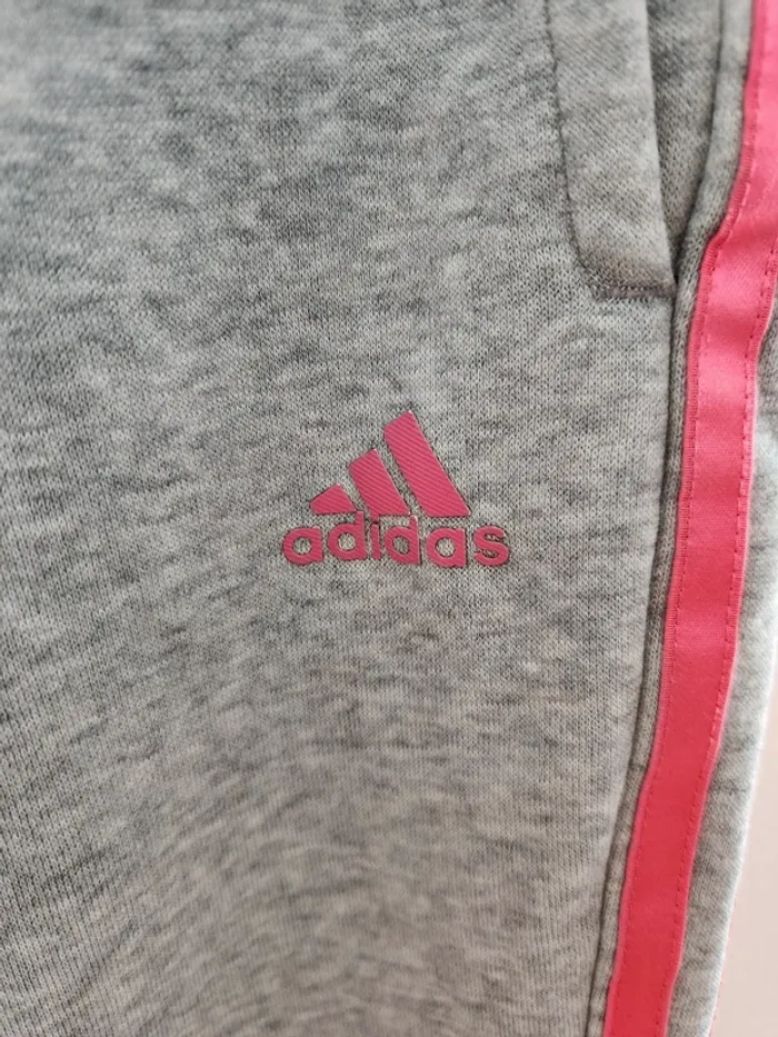 Jogging Adidas gris et rose Taille 10 ans - photo numéro 3