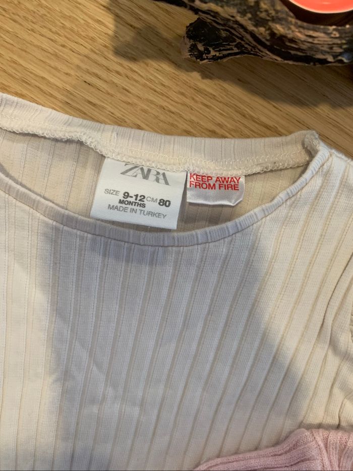 Lot de 2 hauts Zara pour bébé fille de 12 mois 💕 - photo numéro 2