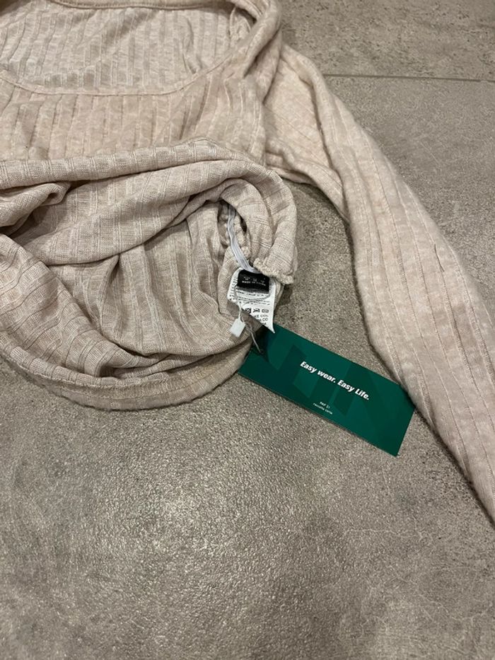 Pull neuf - photo numéro 2