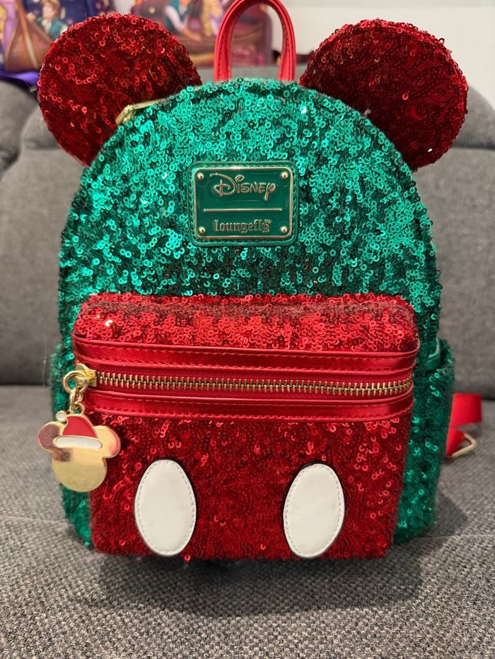 Loungefly Noël Mickey sequin - photo numéro 1