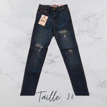 Jean skinny destroy Jennyfer taille 34
