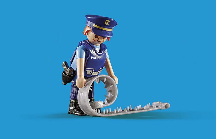 PLAYMOBIL 6924 Barrage de police City Action  Les policiers - photo numéro 3