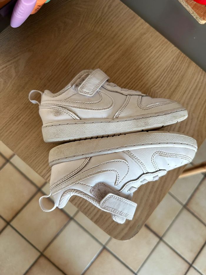 Baskets Nike 26 - photo numéro 6
