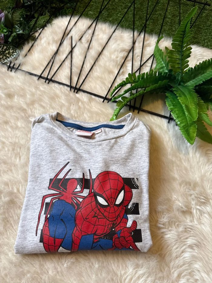 T-shirt manches longues Spiderman 6 ans