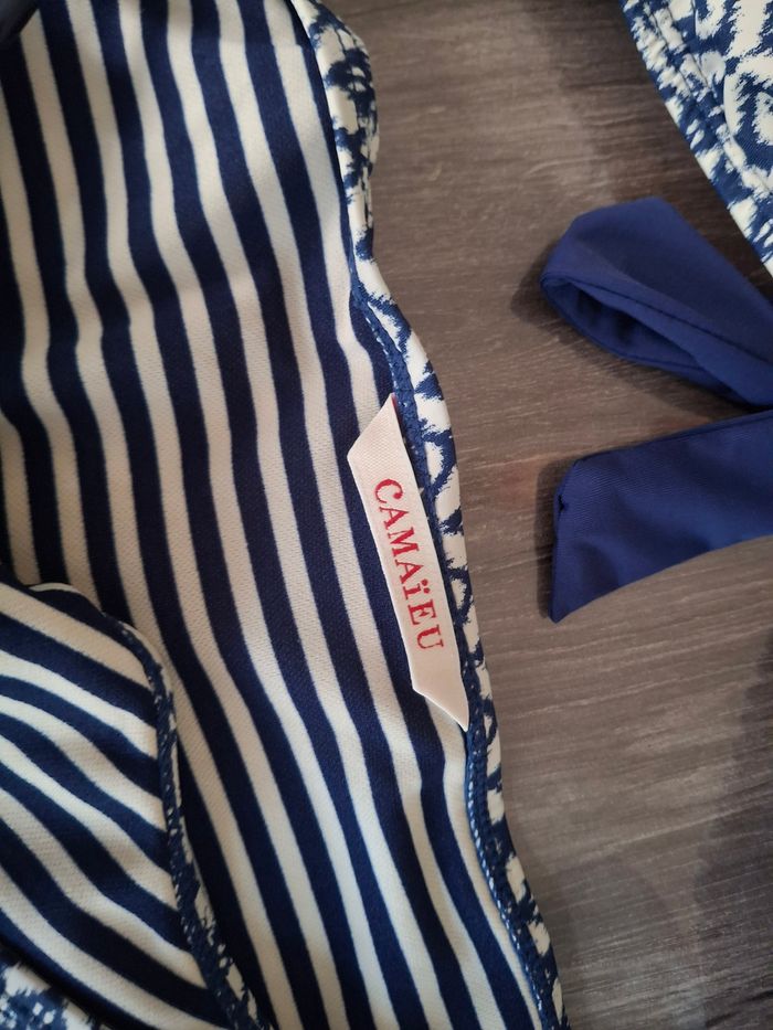 Maillot de bain 2 pièces - photo numéro 2