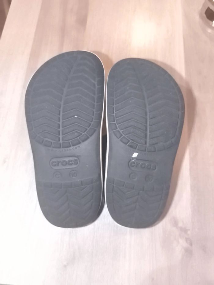 Crocs taille 27 - photo numéro 4