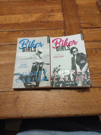 Lots de 2 livres biker girls avec des pictogrammes 2 sur 3