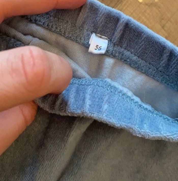 Pantalon 1mois - photo numéro 2
