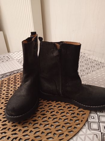 Vend bottes fille taille 33