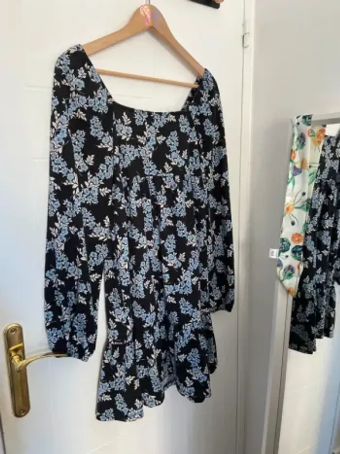 Robe manches longues style bouffantes à fleurs bleues Vila Taille S - photo numéro 2