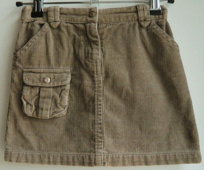 Jupe en velours T 5 ans "Okaidi"