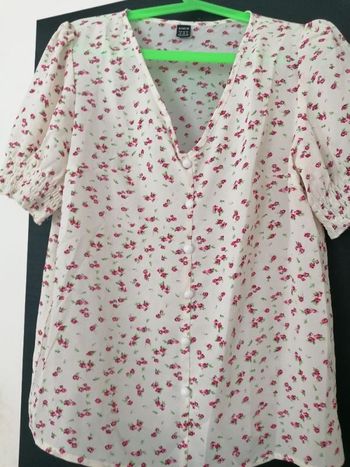 Jolie blouse fleurie