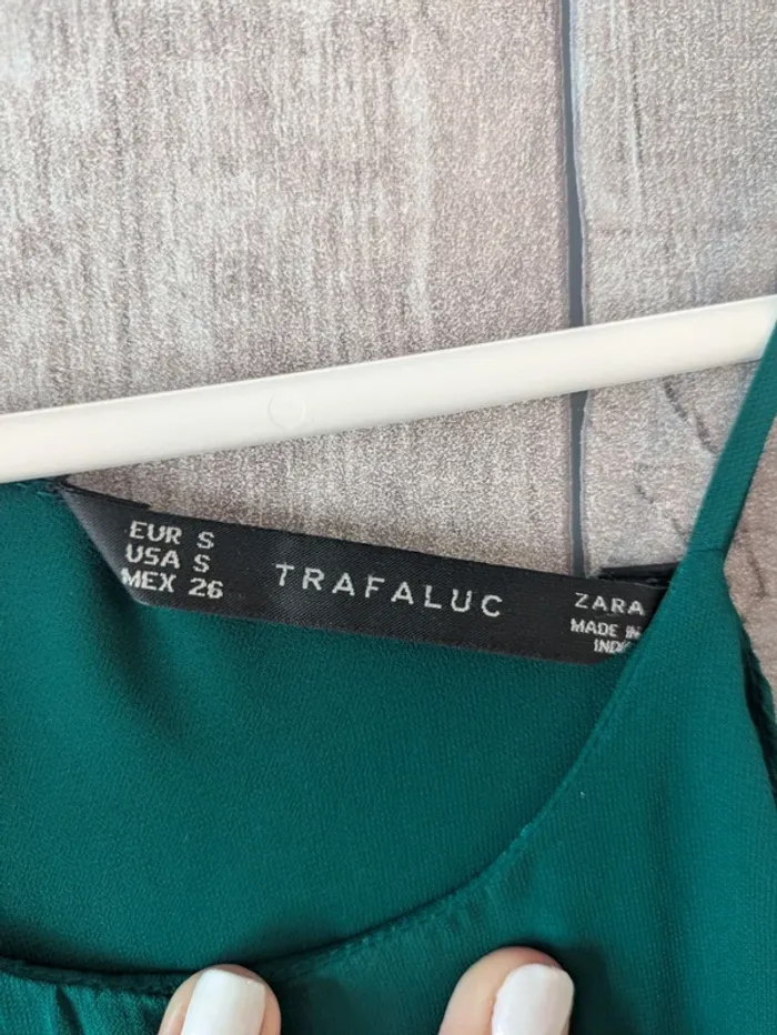 Robe longue Zara verte 36 - photo numéro 6