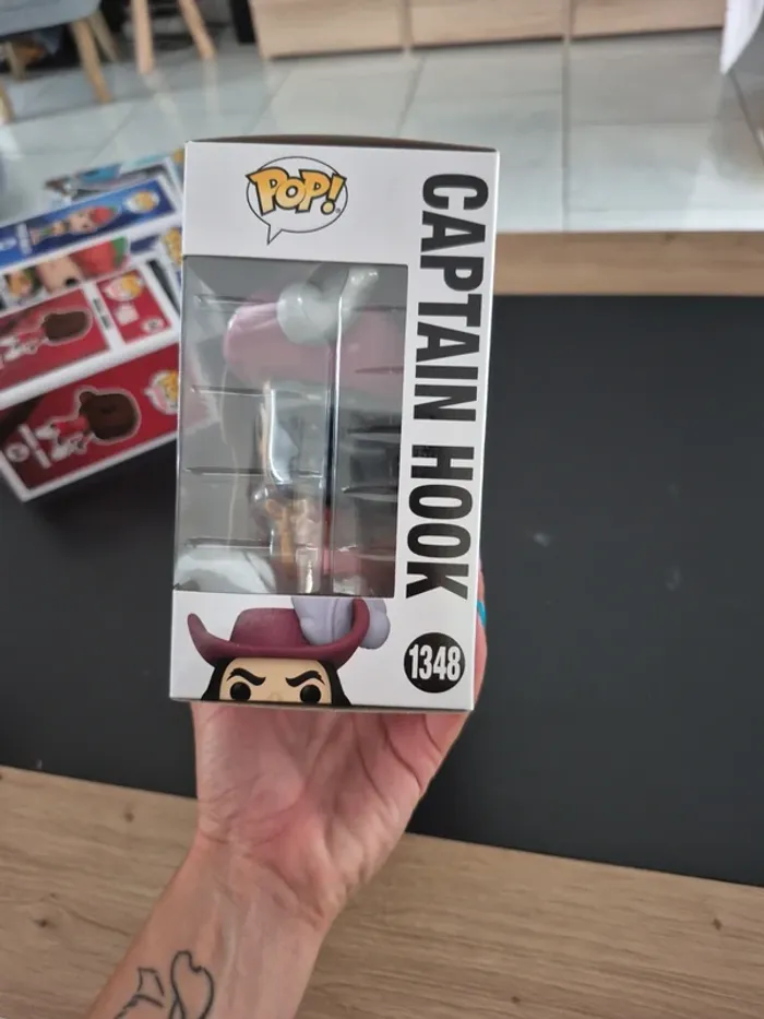 Funko pop captain hook - photo numéro 3